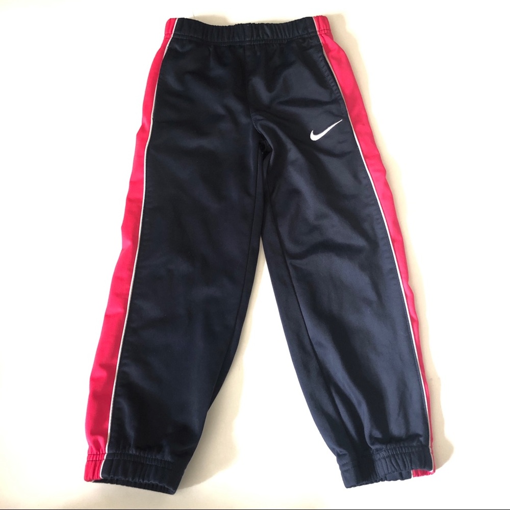 Nike joggers pants